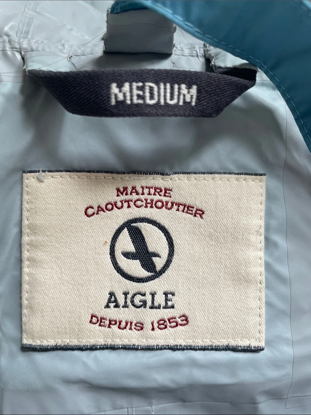 AIGLE Men’s Medium Blue Rain/Windbreaker Packable Travel Jacket M VGUC